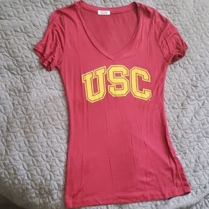USC V neck top